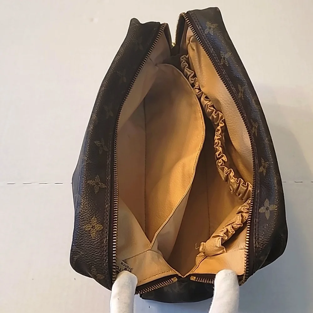 ✅️Louis Vuitton Monogram Trousse Toilette 28 Pouch Cosmetic Travel Handbag‼️ - Picture 10 of 12